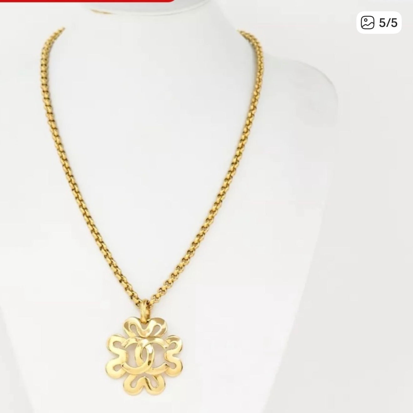 Chanel CC logo sunflower necklace 95p Barbie collection