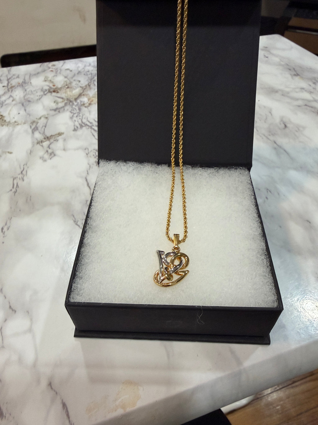 Valentino Garavani necklace(gold&silver)