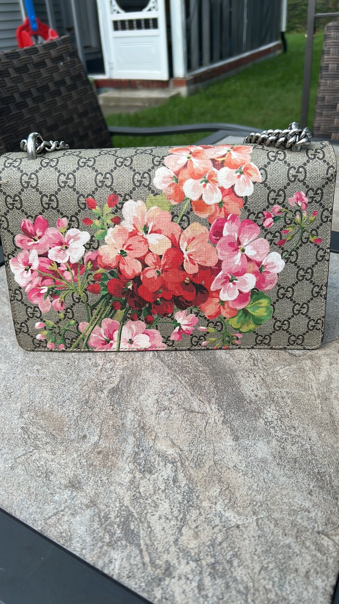 Gucci shoulder bag! SOLD