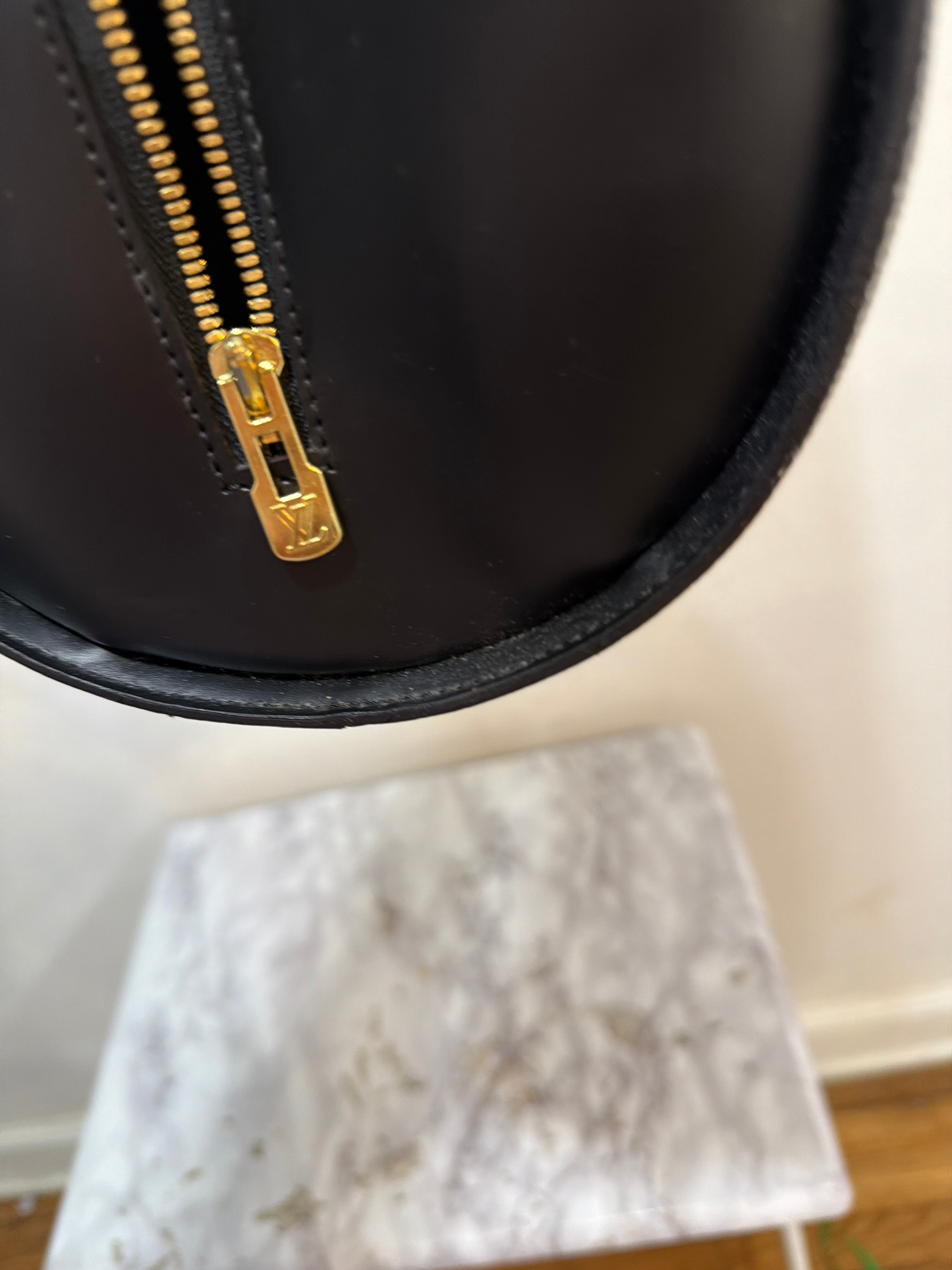 Louis Vuitton solferino (Gm) epi bag
