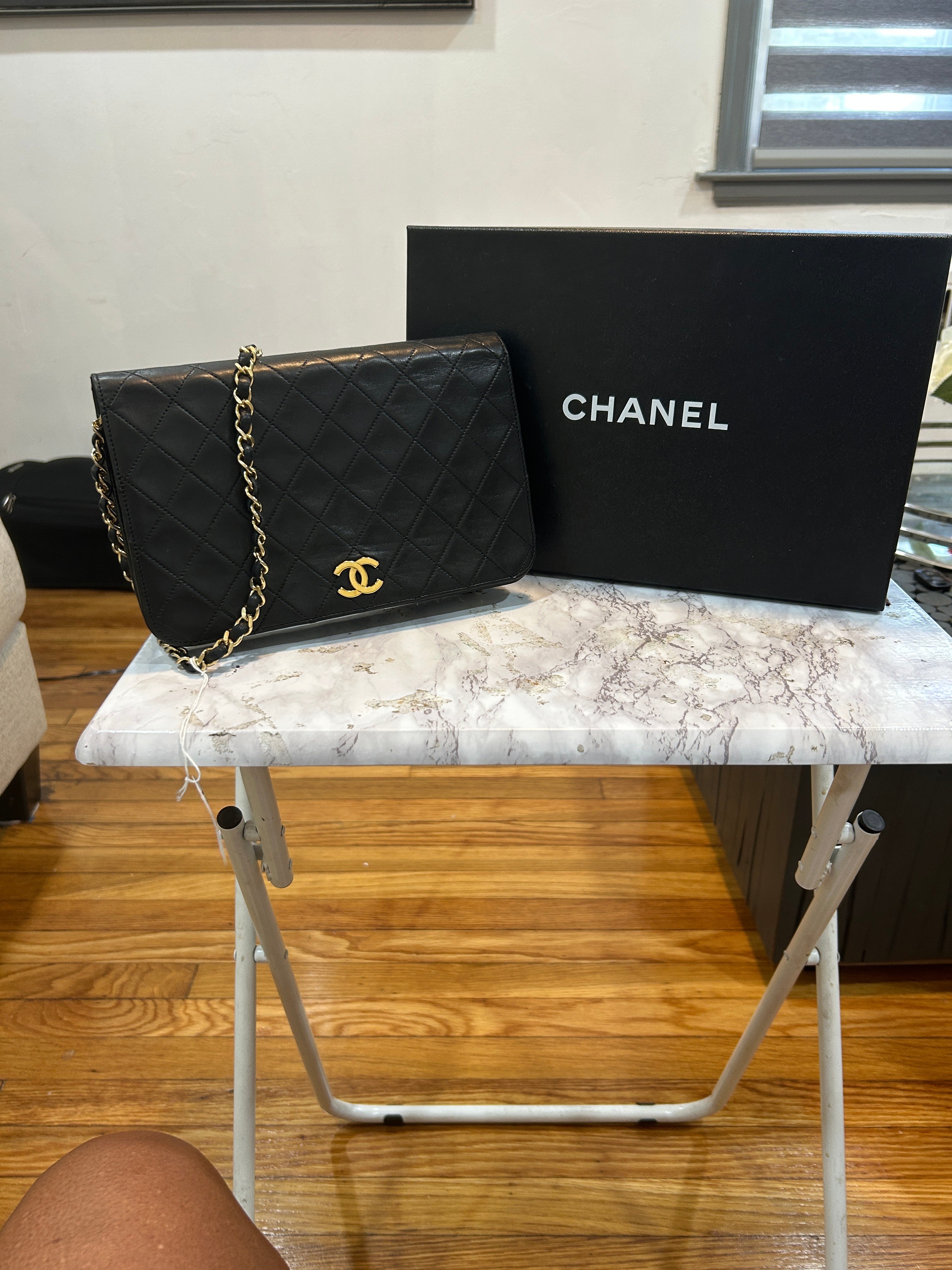 Chanel vintage single flap bag(series 0/1) early/mid 1980’s
