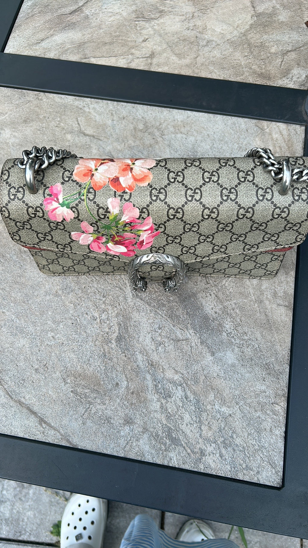 Gucci shoulder bag! SOLD