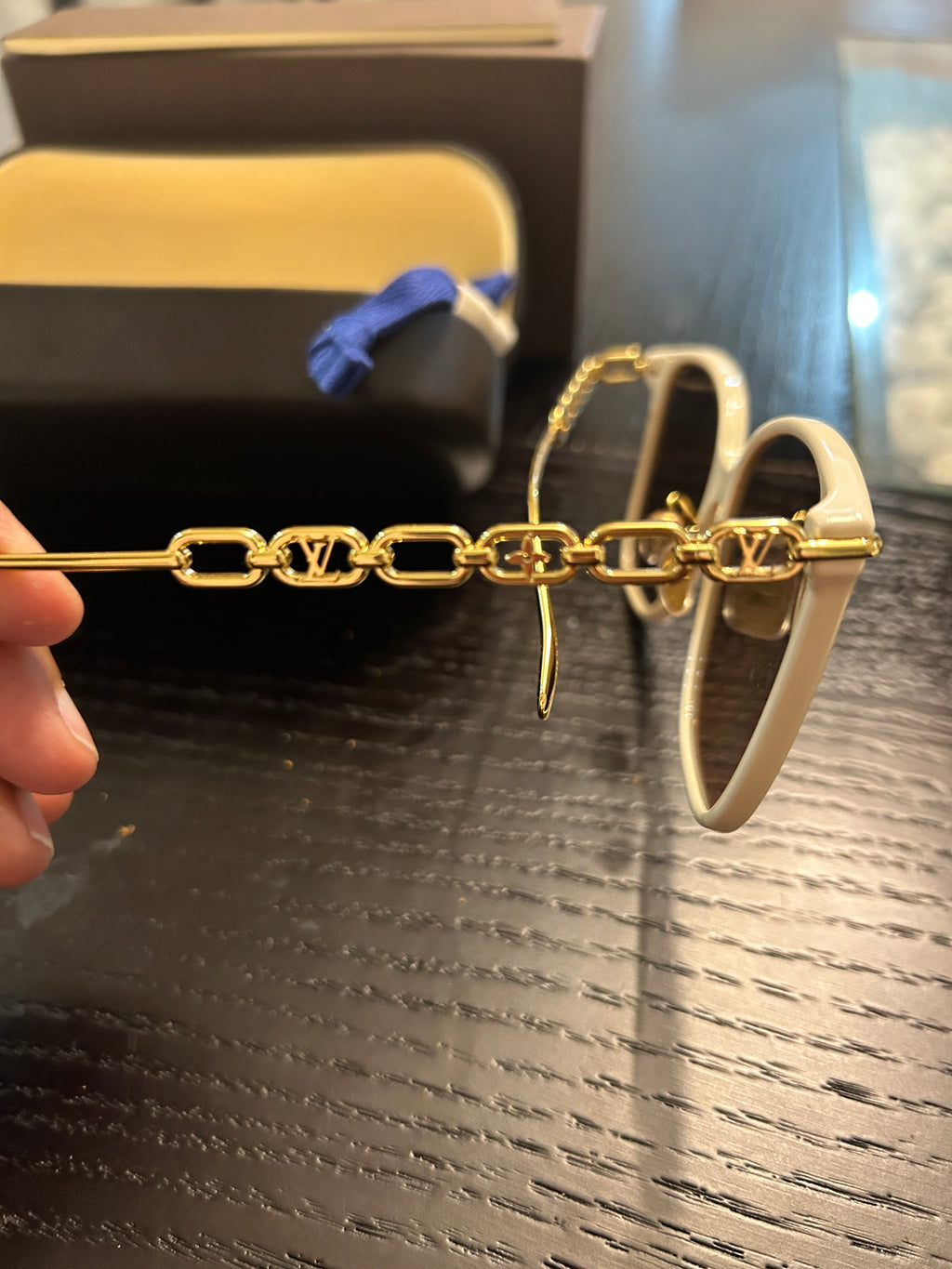 Louis Vuitton sunnies