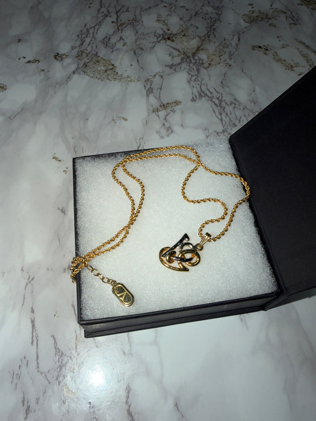 Valentino Garavani necklace(gold&silver)