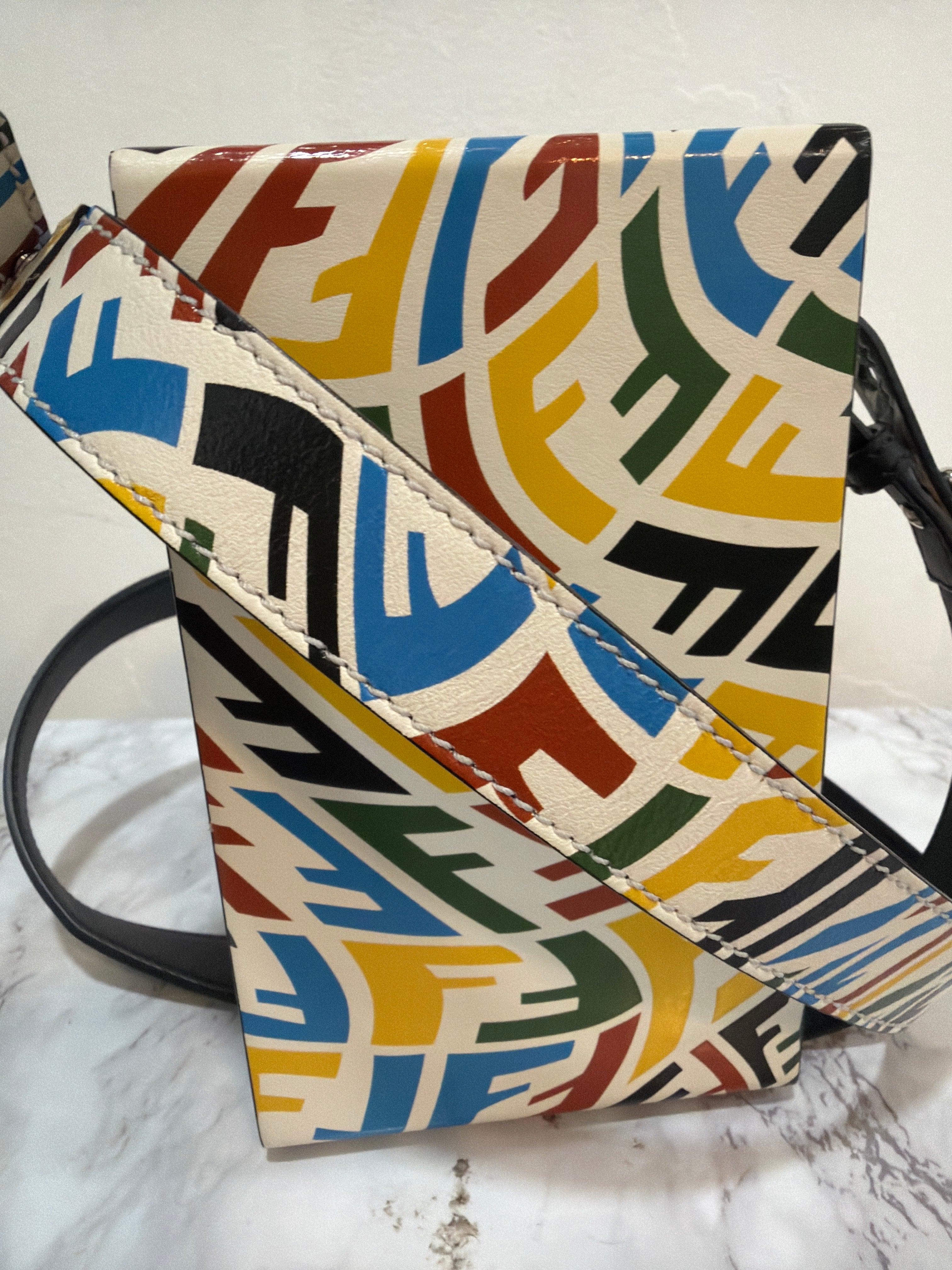 Fendi crossbody bag(new without tags)